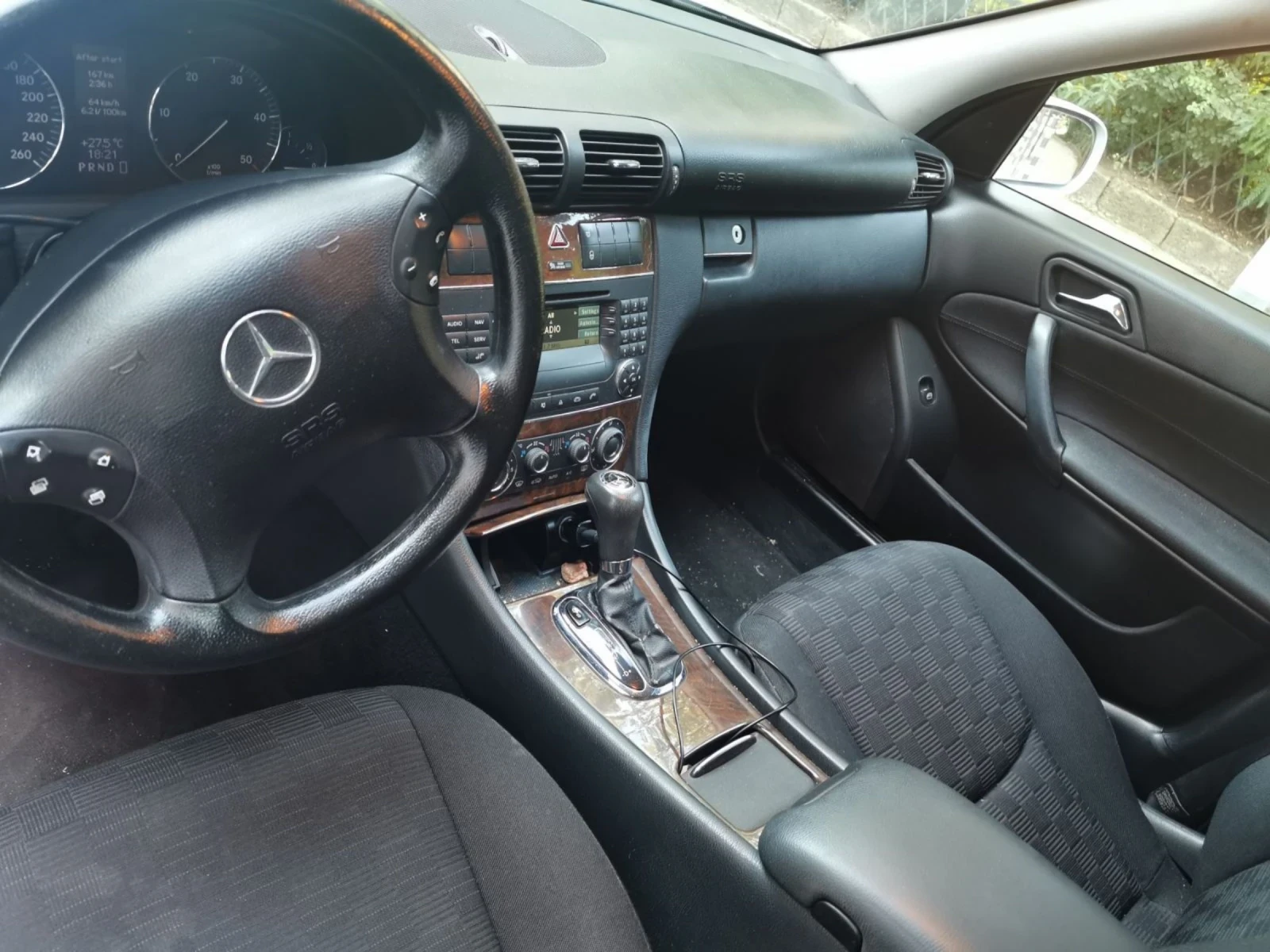 Mercedes-Benz 220 Elegance, снимка 3 - Автомобили и джипове - 54182235