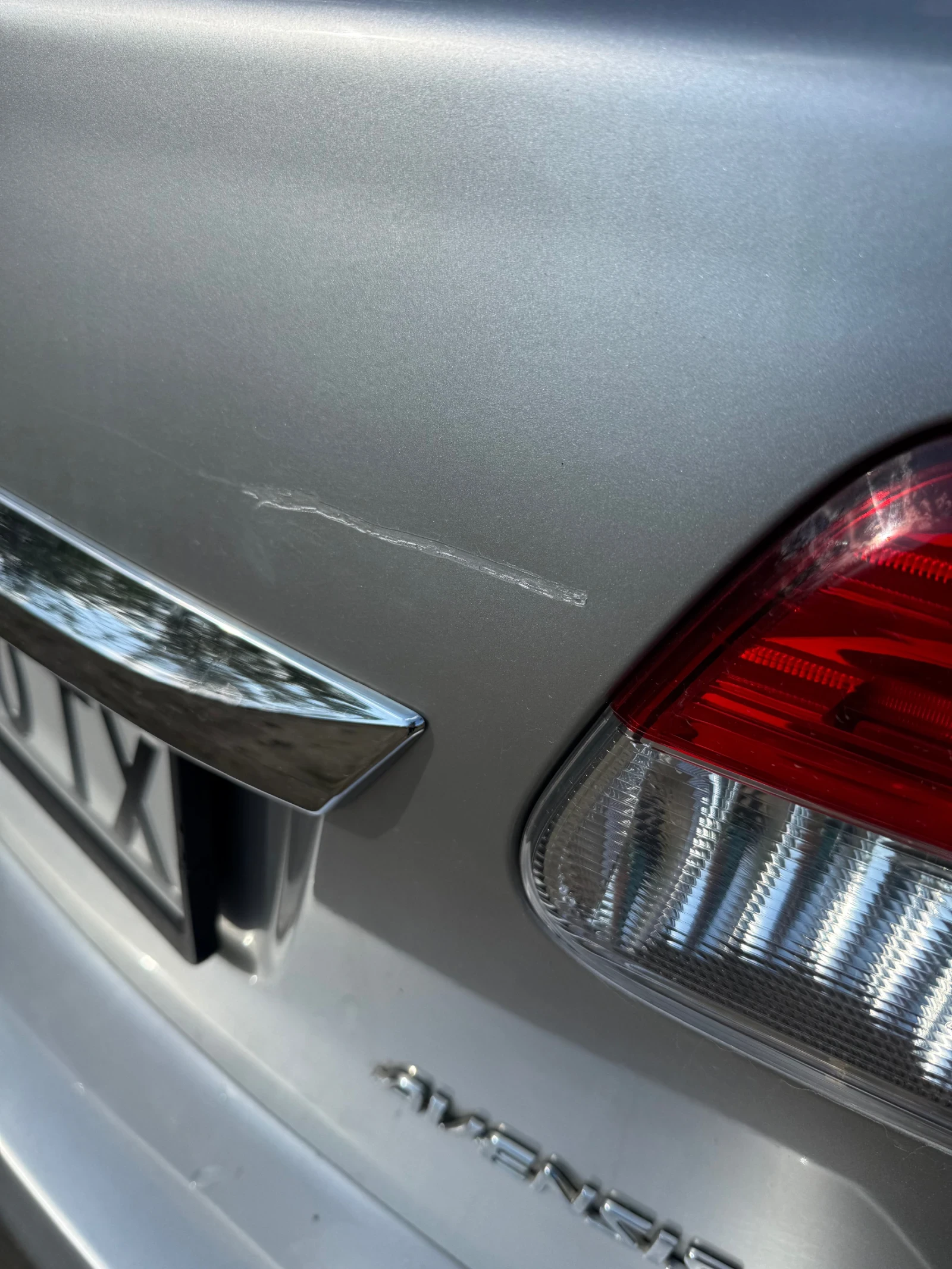 Toyota Avensis, снимка 8 - Автомобили и джипове - 54277107