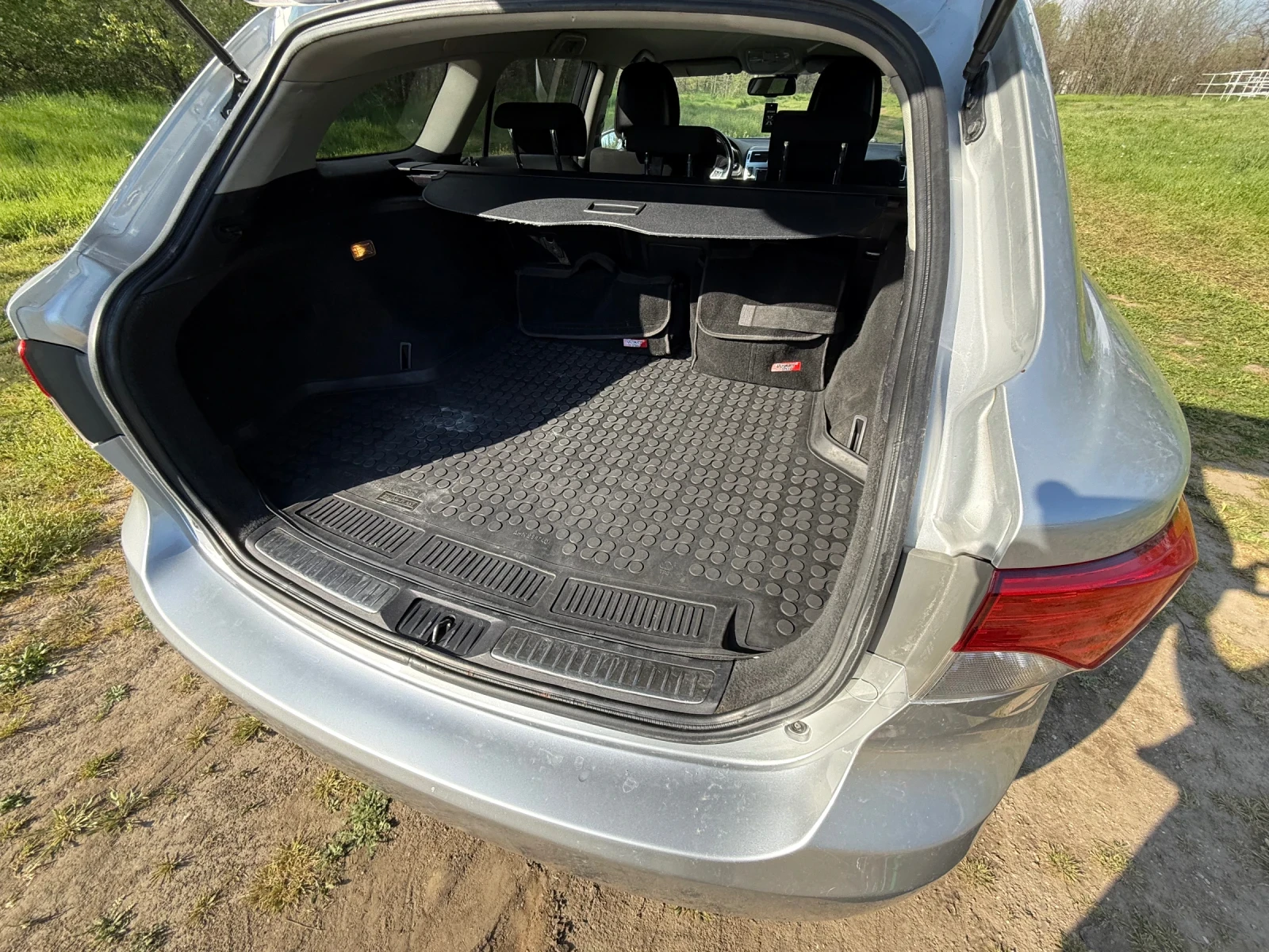 Toyota Avensis, снимка 14 - Автомобили и джипове - 54277107