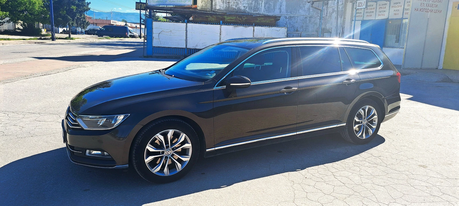 VW Passat 2.0 150к.с. Digital* Distronic* 