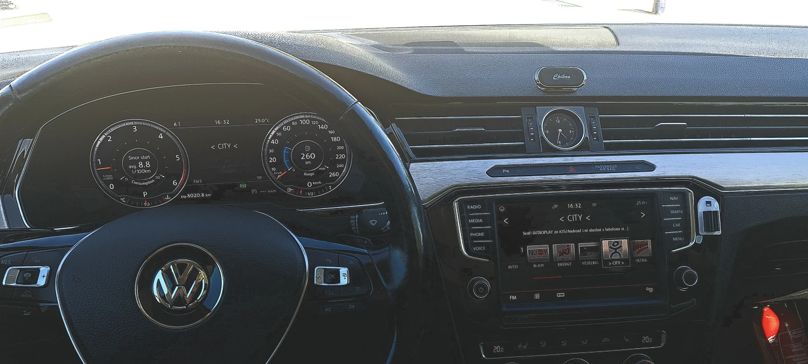 VW Passat 2.0 150к.с. Digital* Distronic* , снимка 13 - Автомобили и джипове - 54371550