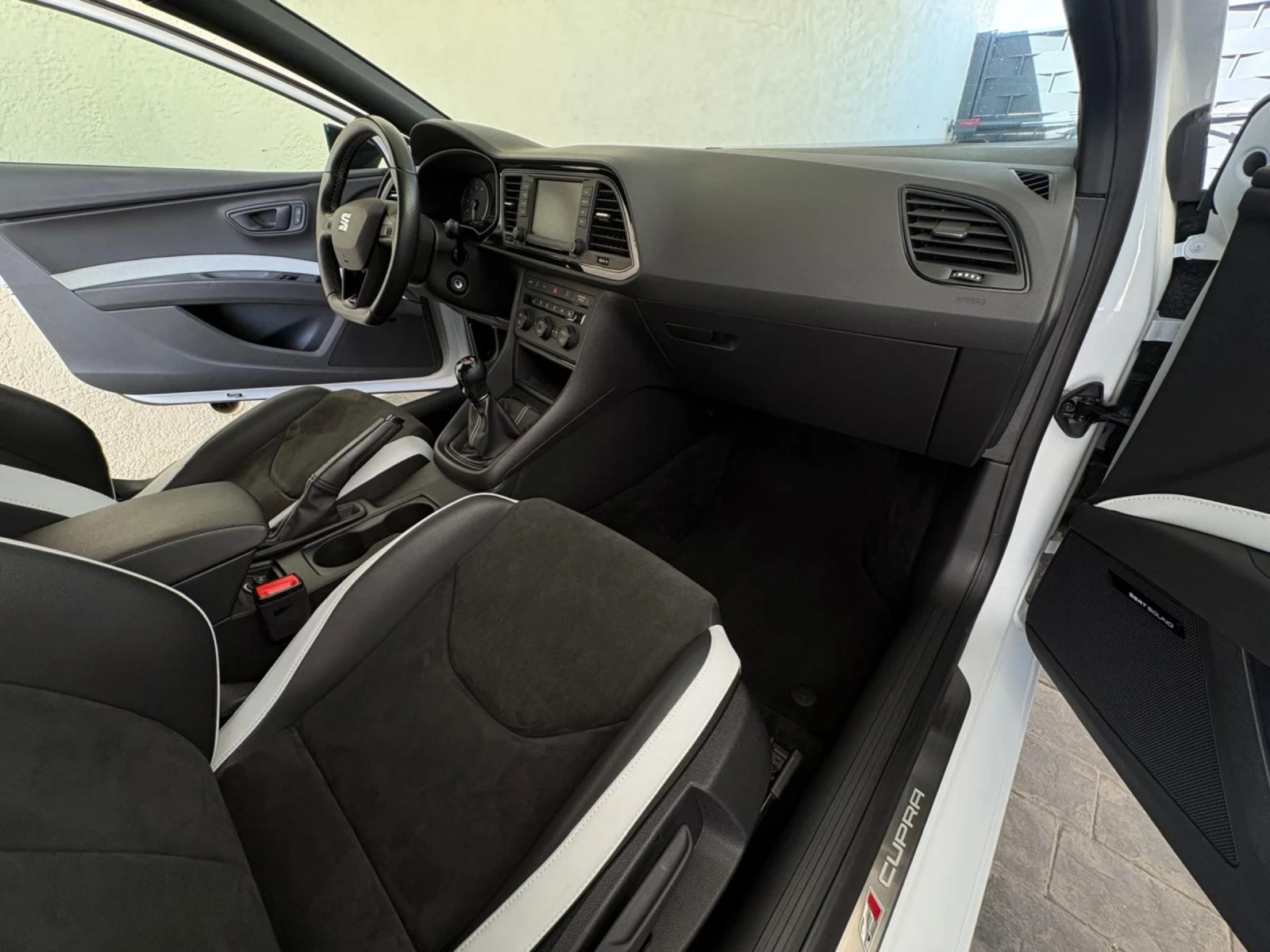 Seat Cupra, снимка 5 - Автомобили и джипове - 54383483