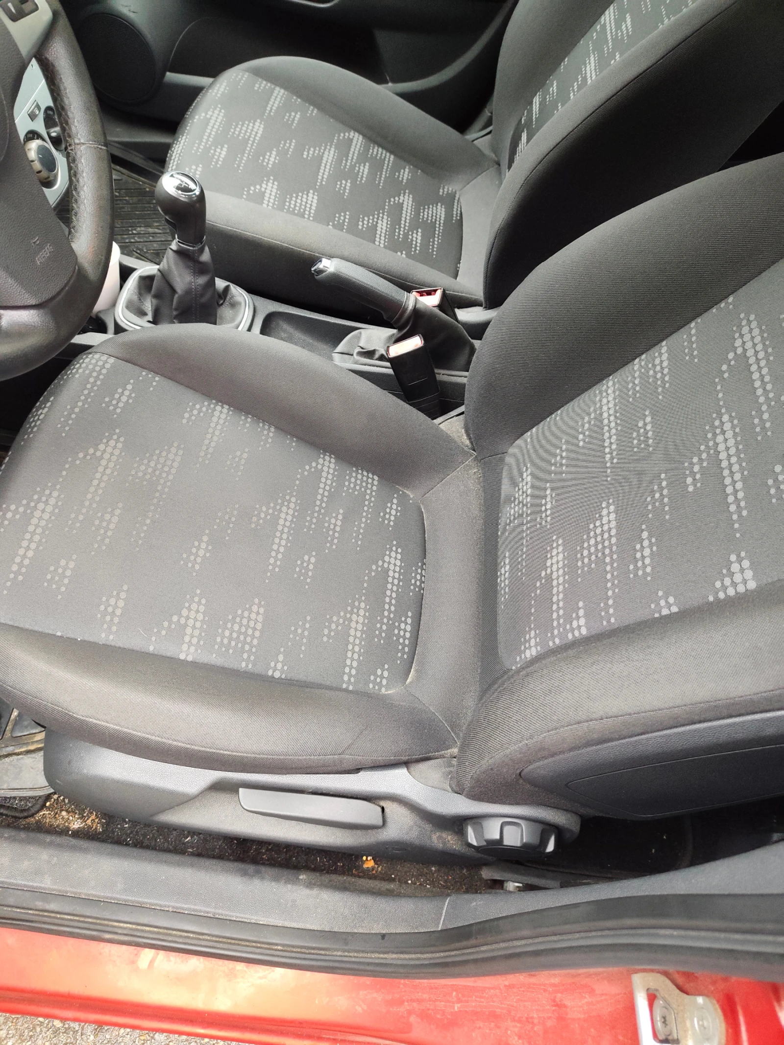 Opel Corsa  1.2i Ecotec, 4 cylinder, снимка 16 - Автомобили и джипове - 54652343