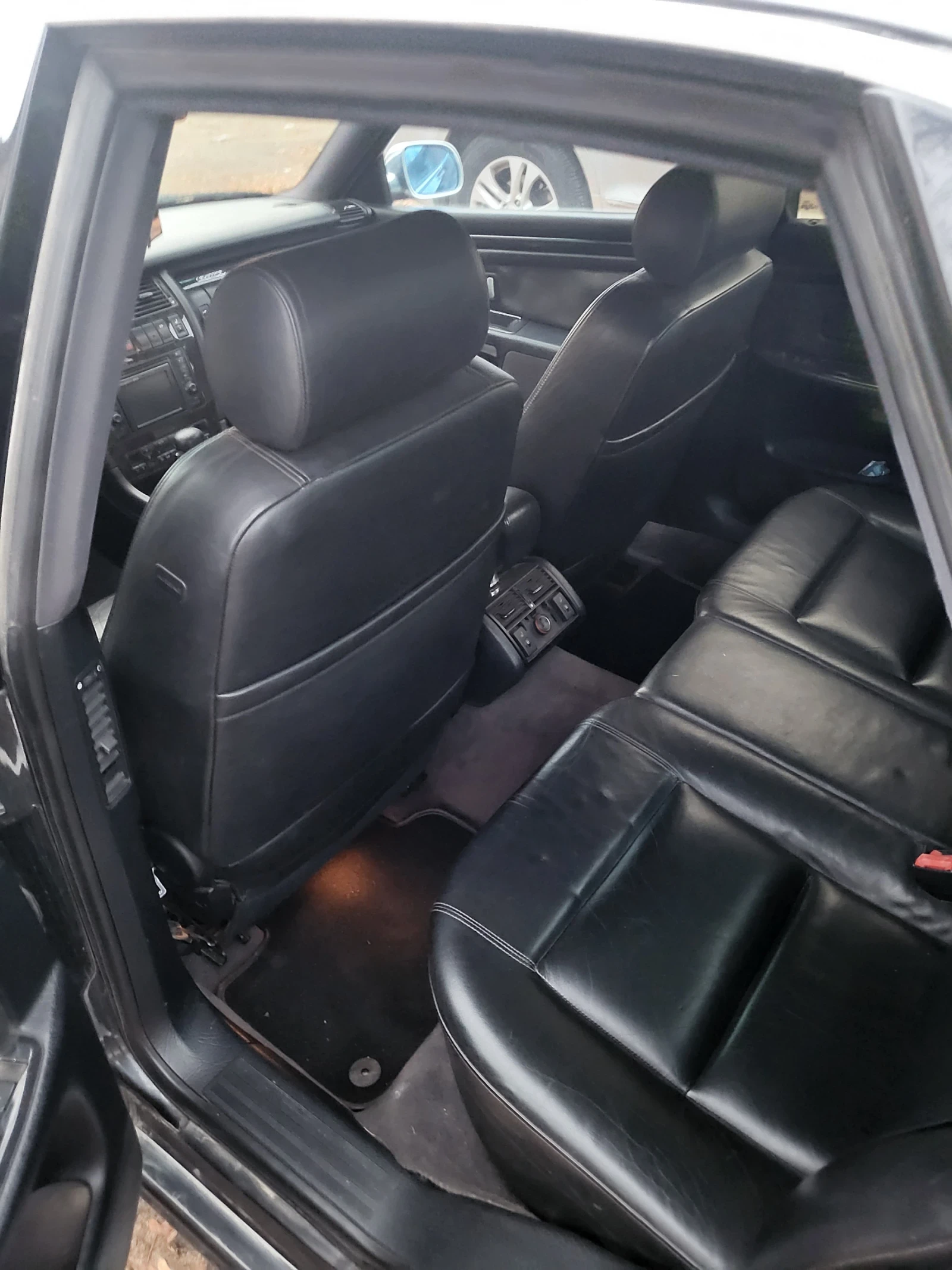 Audi S8, снимка 4 - Автомобили и джипове - 55077519