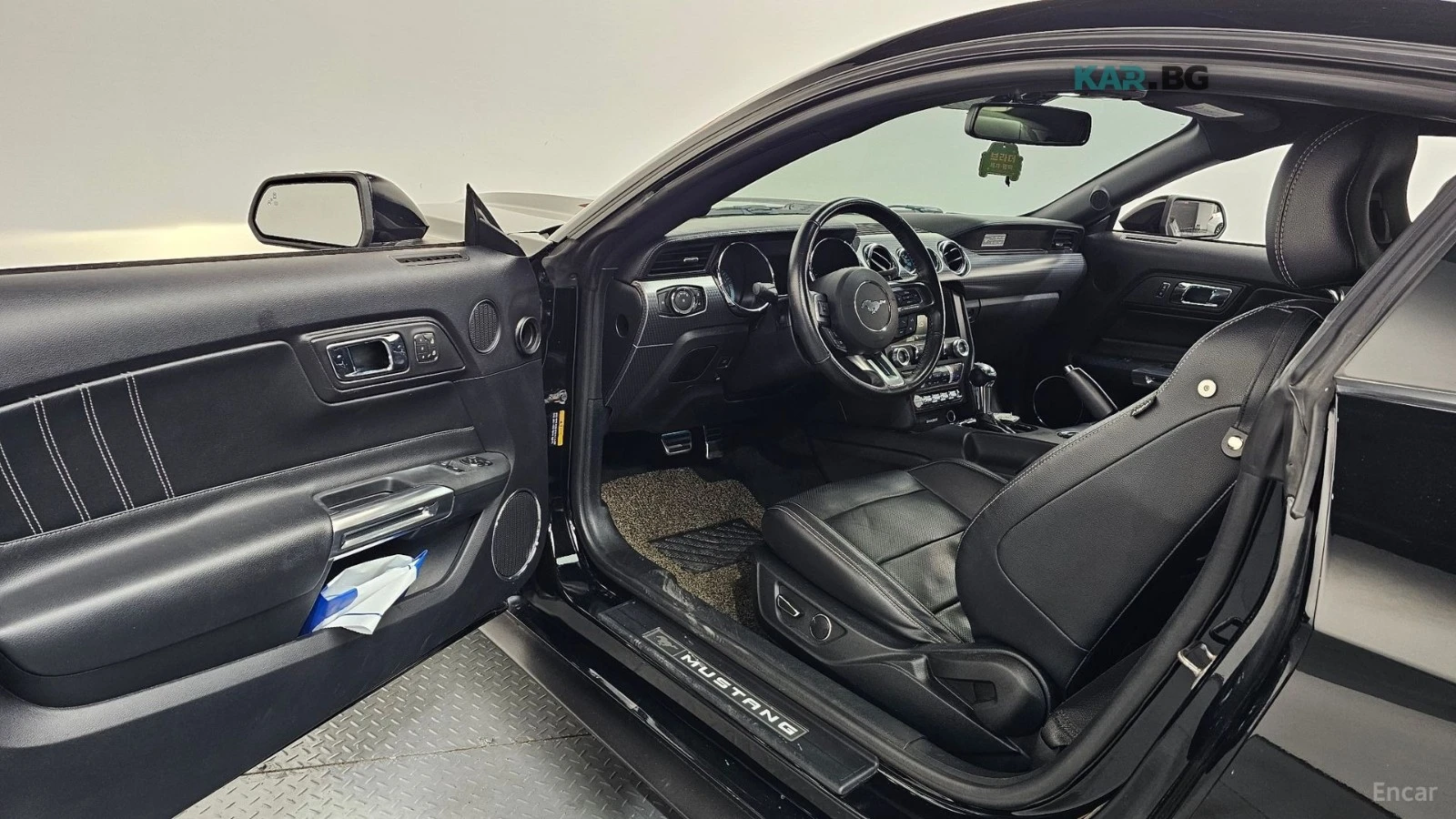 Ford Mustang 2.3* ECOBOOST* ДИСТРОНИК* ОБДУХВАНЕ* ПОДГРЕВ* , снимка 8 - Автомобили и джипове - 55087283