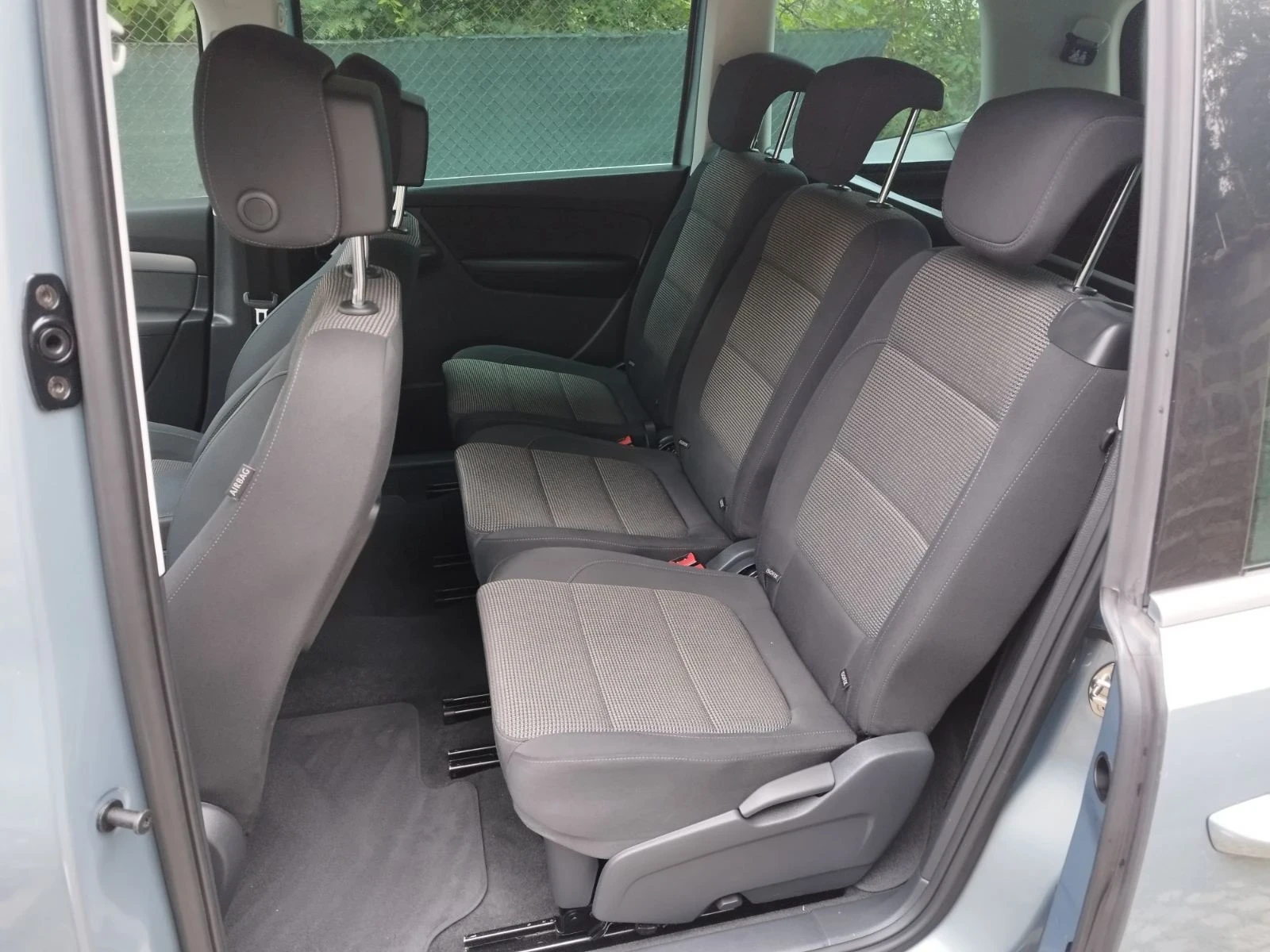 VW Sharan 2.0 TDI -7 местен, снимка 13 - Автомобили и джипове - 55221096