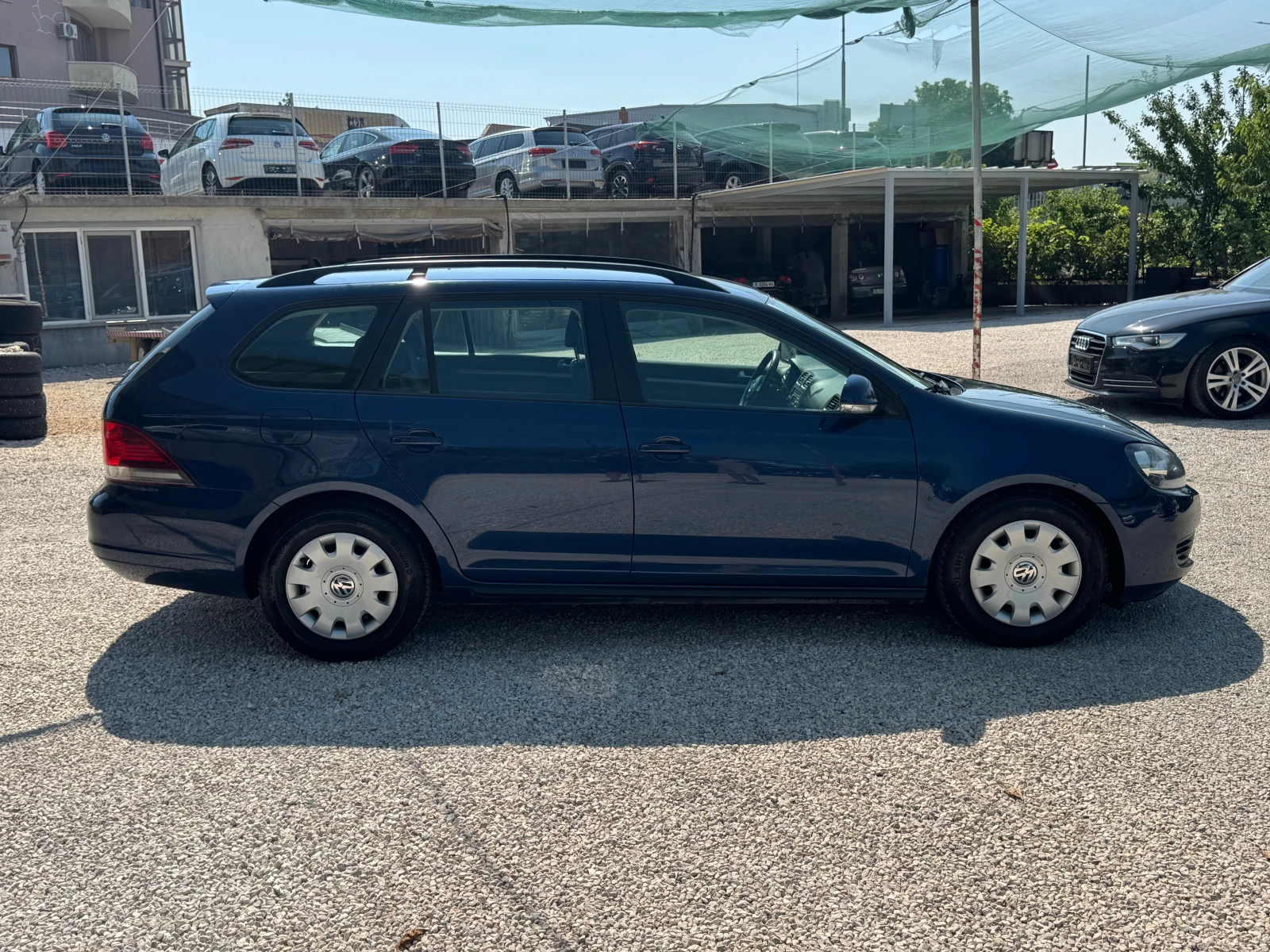 VW Golf 1.6TDI-105кс., снимка 3 - Автомобили и джипове - 55583233