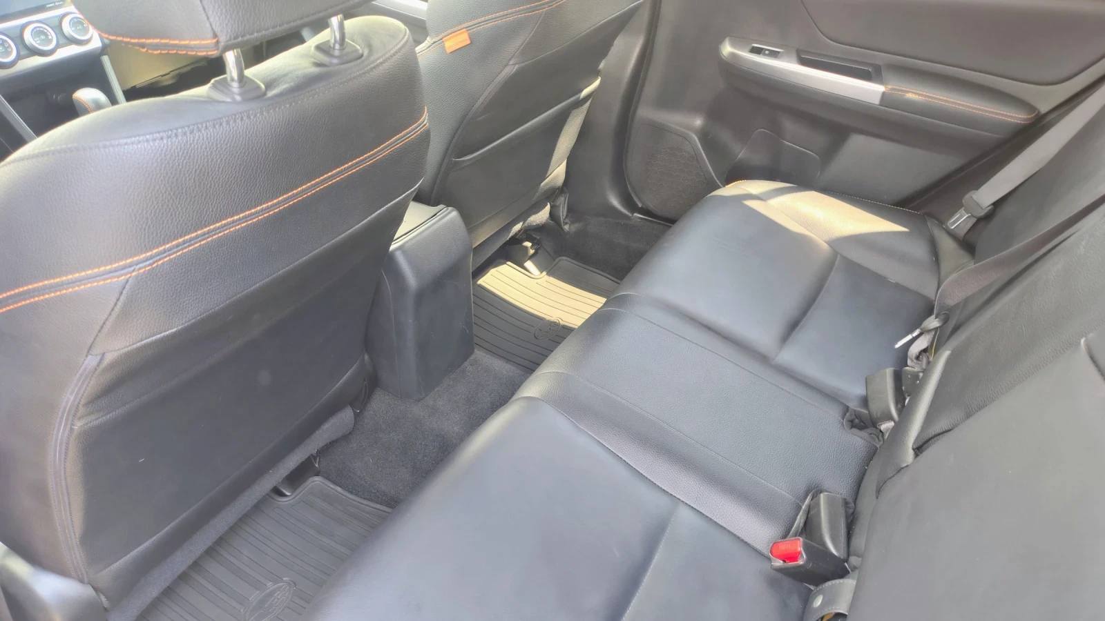 Subaru XV, снимка 11 - Автомобили и джипове - 55597884