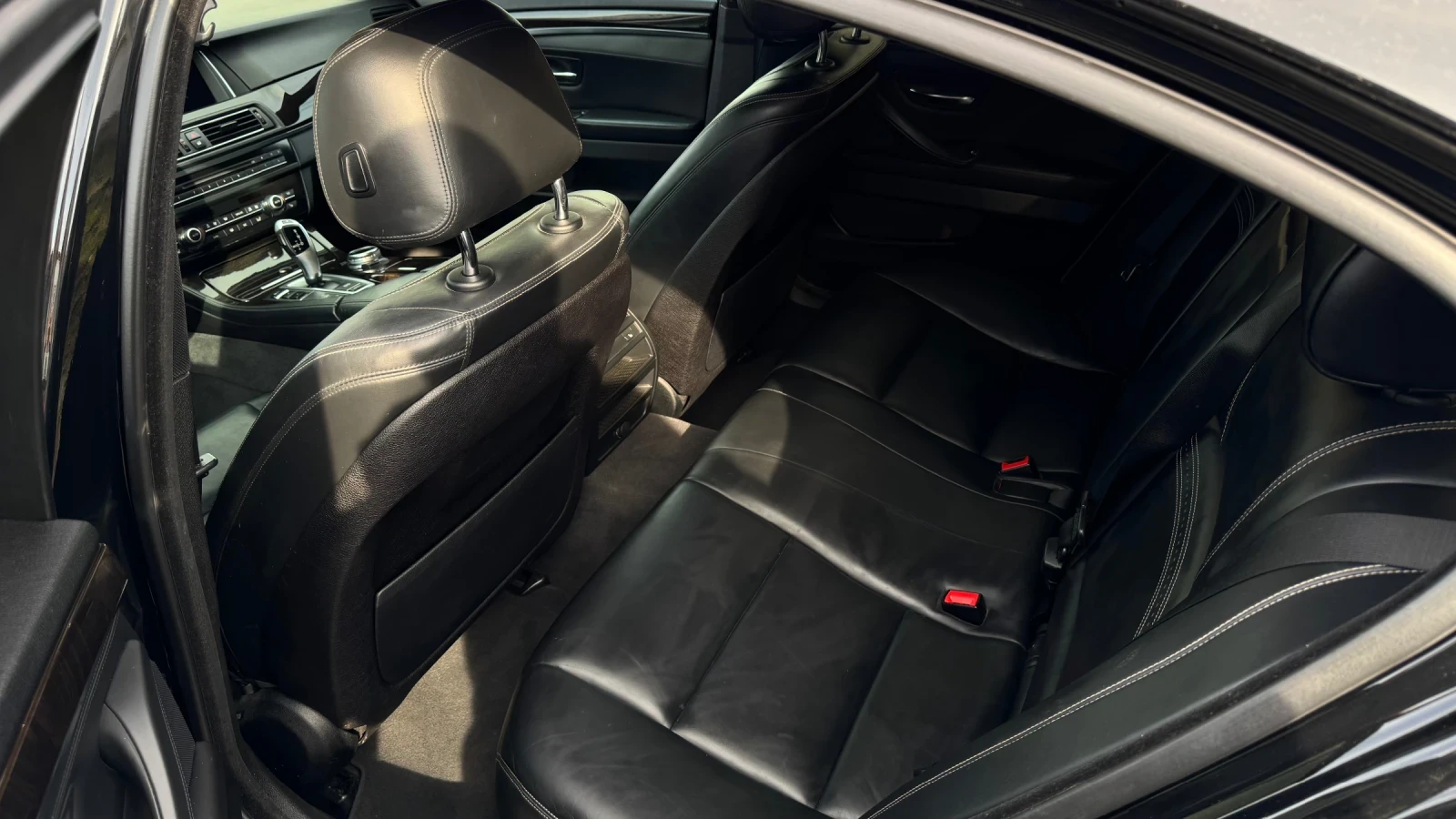 BMW 535 XI Facelift, снимка 11 - Автомобили и джипове - 55666280