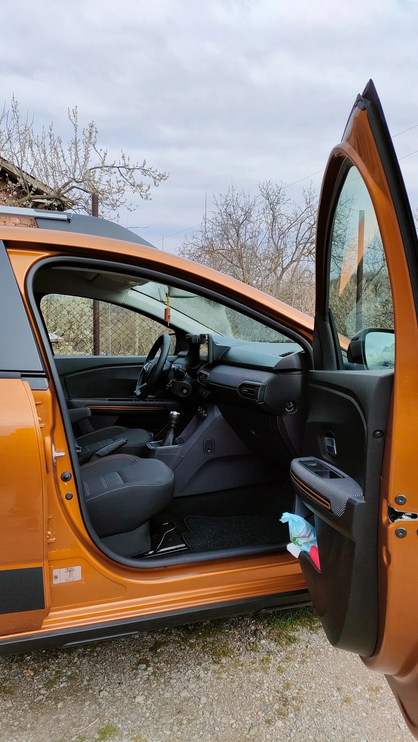 Dacia Sandero Stepway, снимка 3 - Автомобили и джипове - 55775330