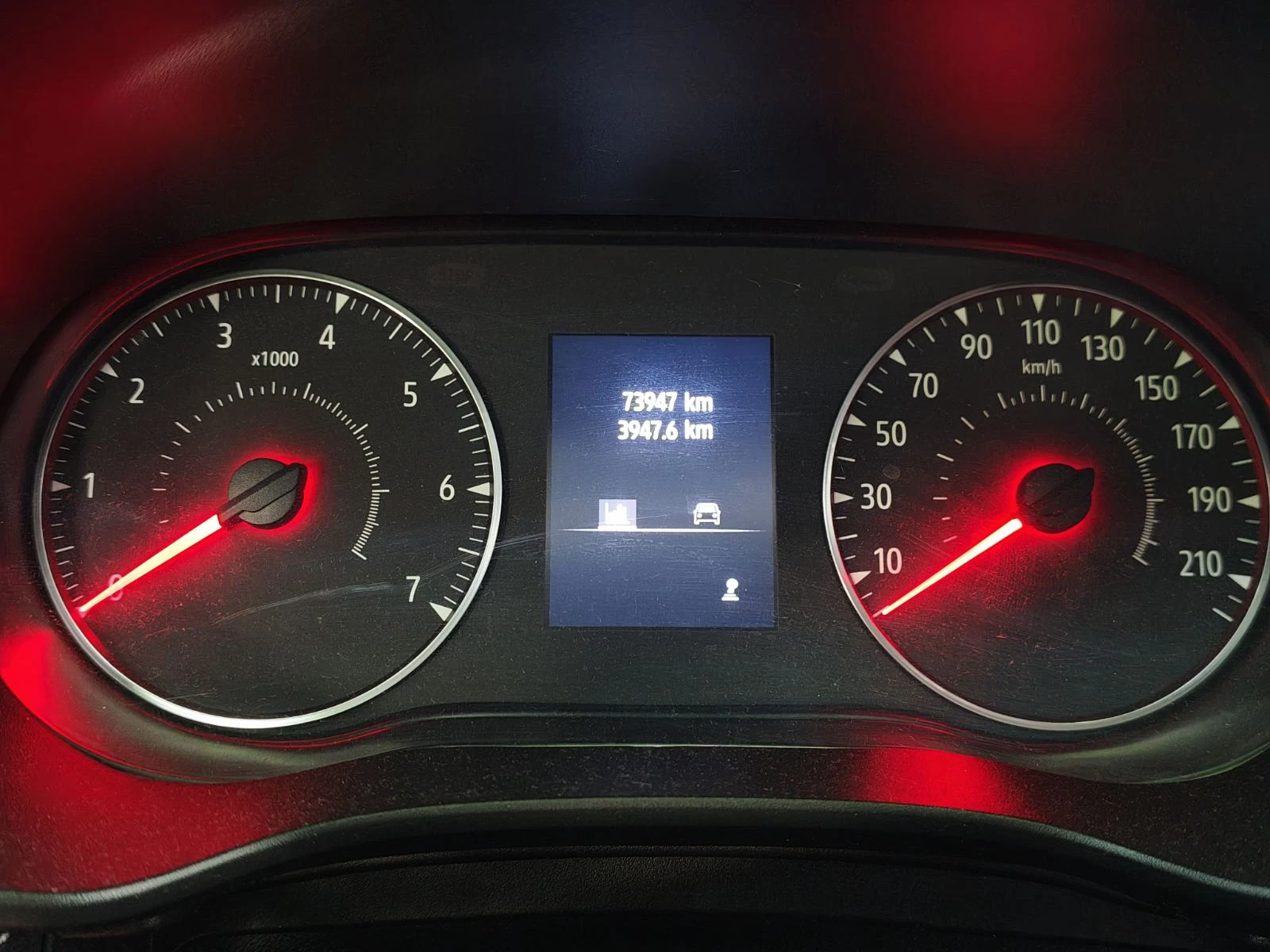 Dacia Sandero Stepway, снимка 9 - Автомобили и джипове - 55775330