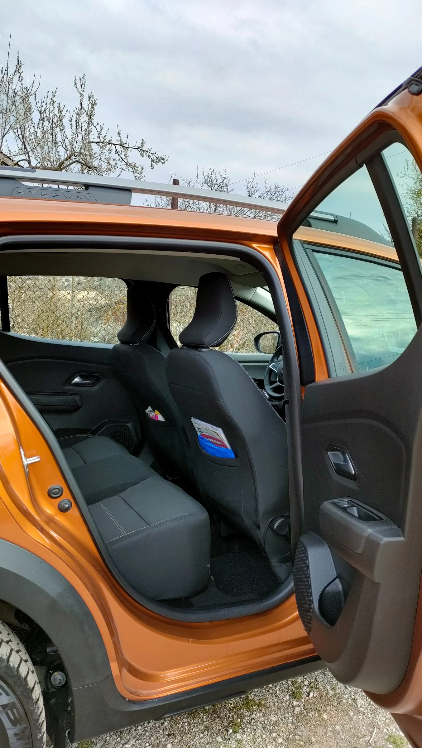 Dacia Sandero Stepway, снимка 4 - Автомобили и джипове - 55775330