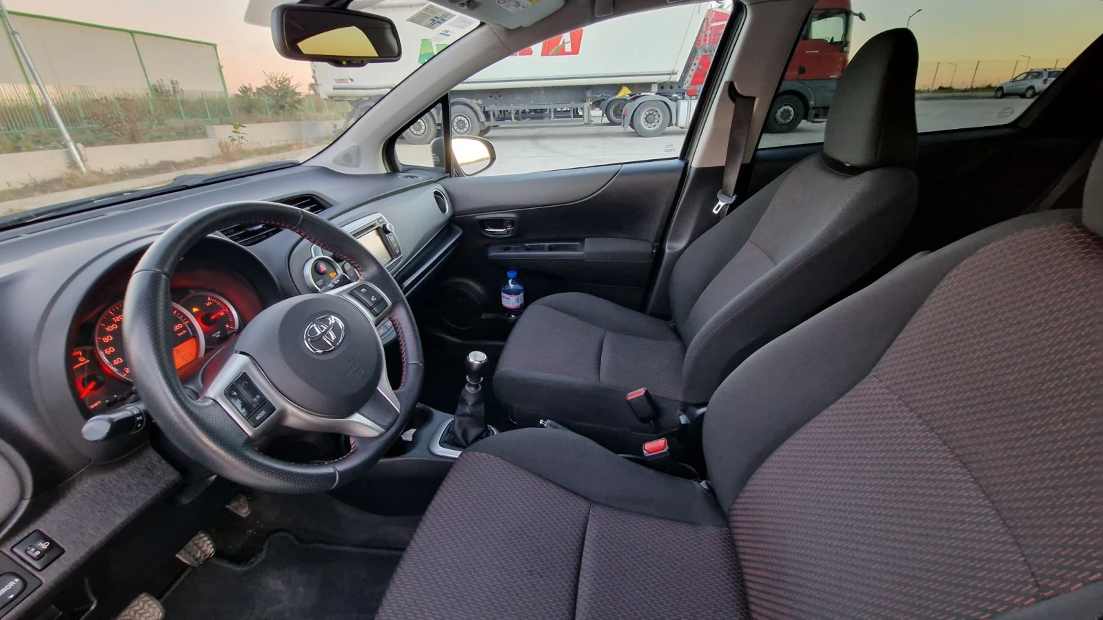 Toyota Yaris ���� ���� 5800 | Mobile.bg � ����������� 9