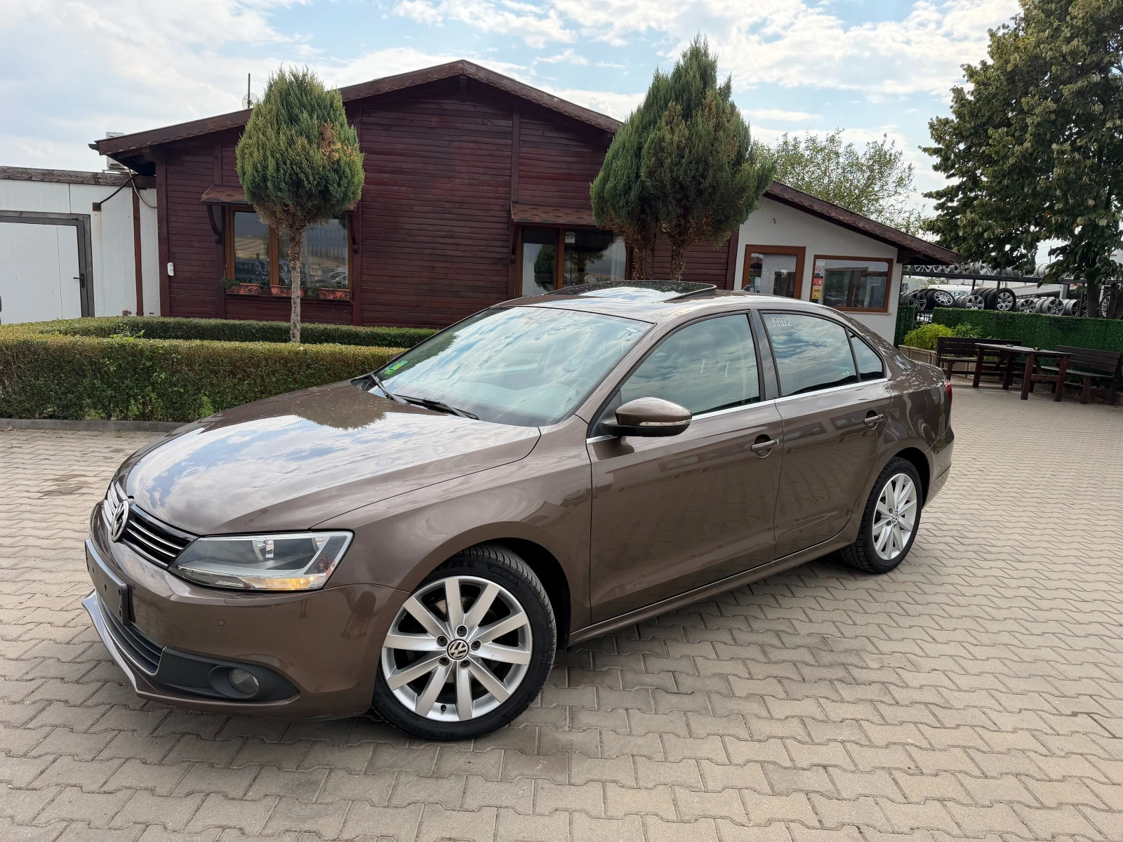 VW Jetta 2.0TDI AVTOMAT/NAVI EURO 5