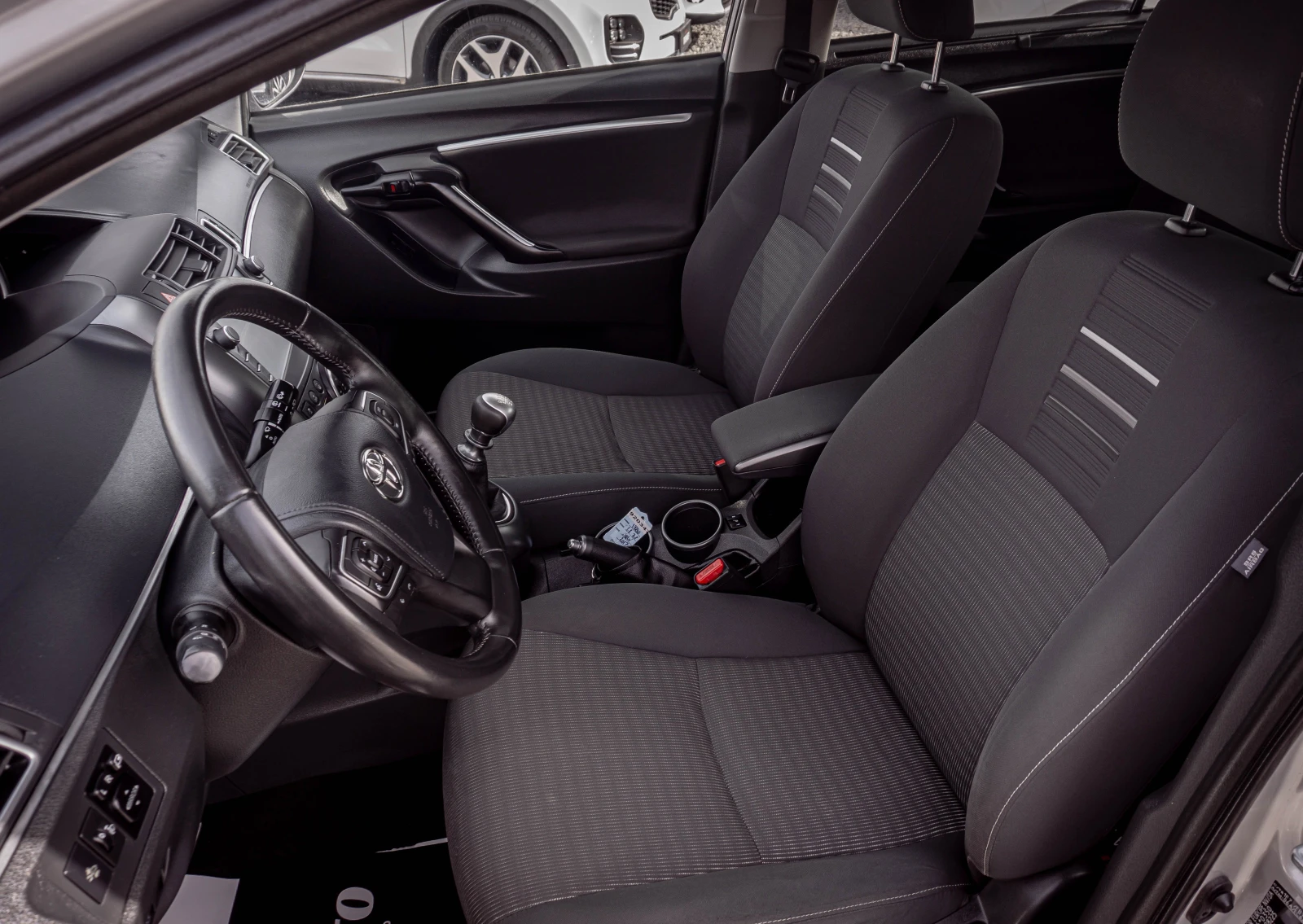 Toyota Verso 1.8 ������ 2�� ����! ���! � ��������  | Mobile.bg � ����������� 10