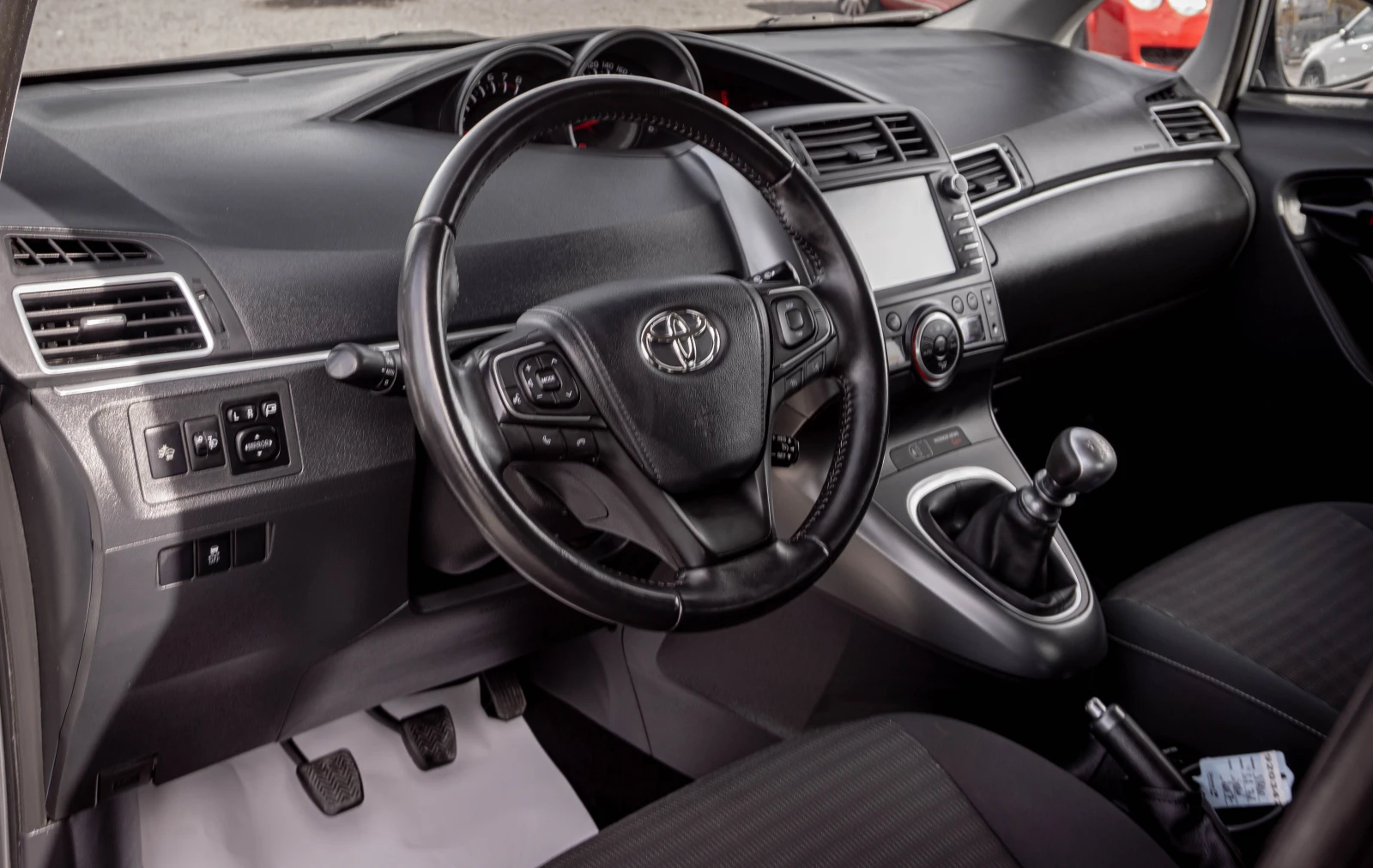 Toyota Verso 1.8 ������ 2�� ����! ���! � ��������  | Mobile.bg � ����������� 7