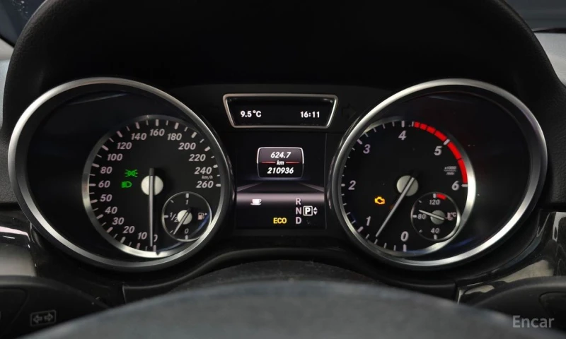 Mercedes-Benz ML 350, снимка 8 - Автомобили и джипове - 53516290