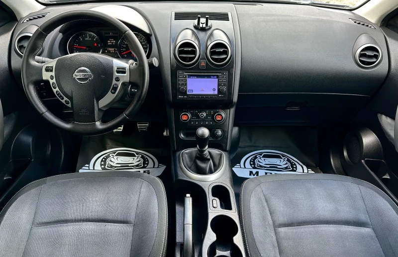 Nissan Qashqai KAMERA / PANORAMA / FACELIFT / 170000km / , снимка 9 - Автомобили и джипове - 53584043