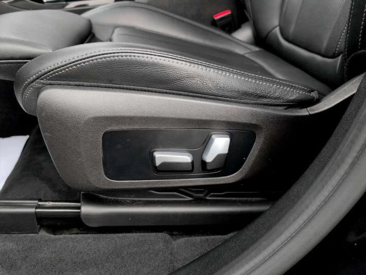 BMW X3 xDrive30i  * * CLEAN CARFAX* *  - изображение 9