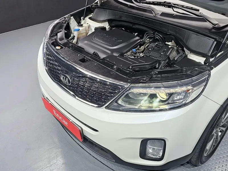 Kia Sorento 2.0 2WD, снимка 6 - Автомобили и джипове - 54264106