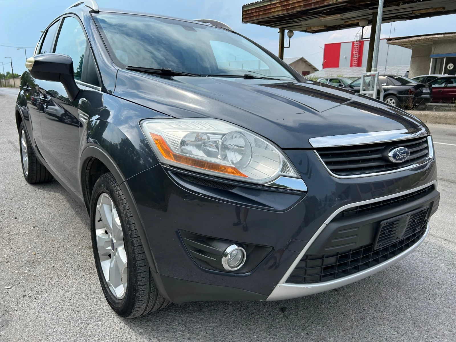 Ford Kuga 2.0 tdci 4x4 Titaniun - изображение 2