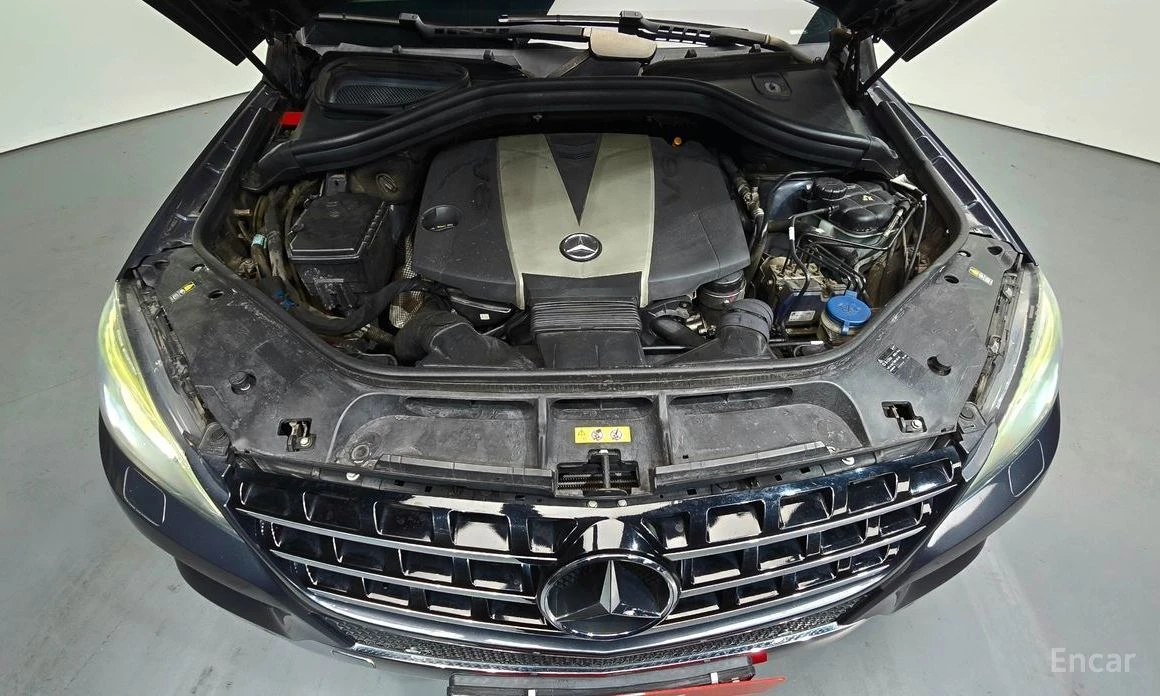 Mercedes-Benz ML 350  - изображение 6