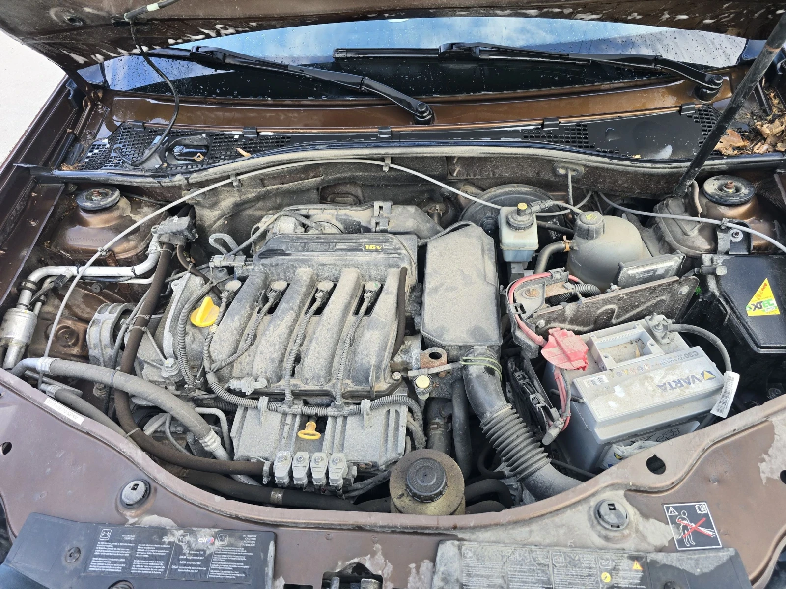 Dacia Duster, снимка 10 - Автомобили и джипове - 53978725