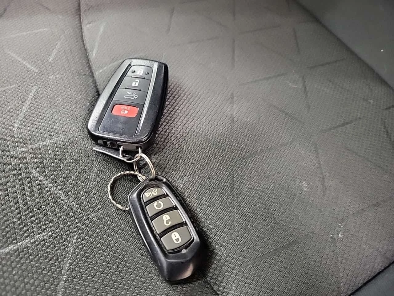 Toyota Rav4 * XLE * * ШИБЕДАХ* * ЗАДНА КАМЕРА* * REMOTE START*, снимка 14 - Автомобили и джипове - 53999099