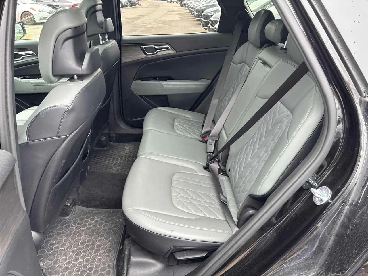 Kia Sportage * X Line Limited * DISTRONIC* ОБДУХВАНЕ* 360КАМЕРИ, снимка 11 - Автомобили и джипове - 54210293