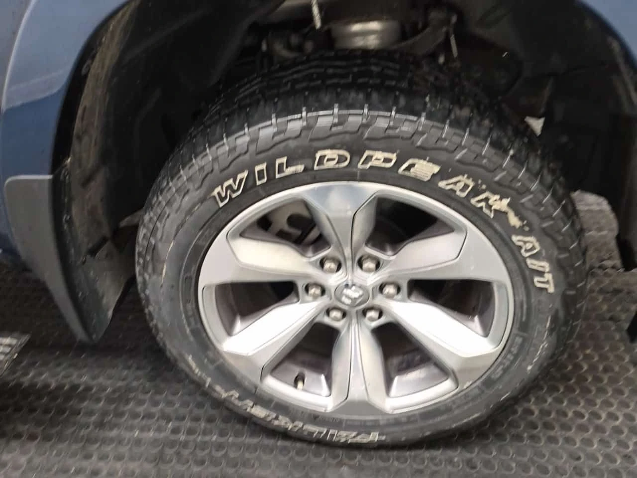 Dodge RAM 1500  Limited /DIS/Harman Kardon/���������/������  | Mobile.bg � ����������� 7