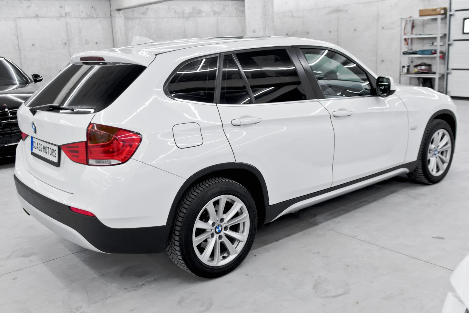 BMW X1 2.3D* 4x4* CarPlay* Panorama, снимка 6 - Автомобили и джипове - 54658254