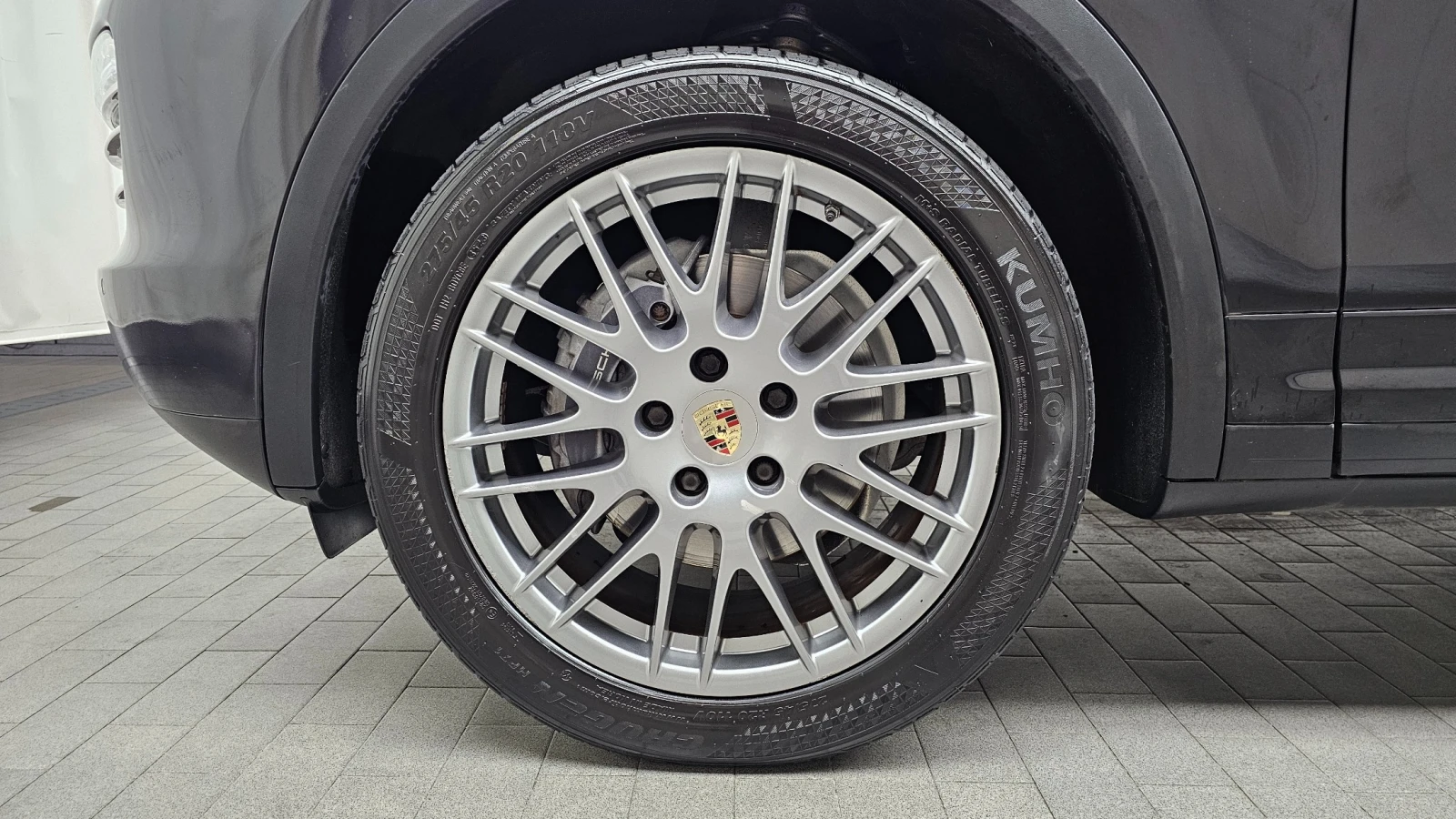 Porsche Cayenne Platinum Edition | Panoramic Roof| Ventilated Seat, снимка 5 - Автомобили и джипове - 54751552