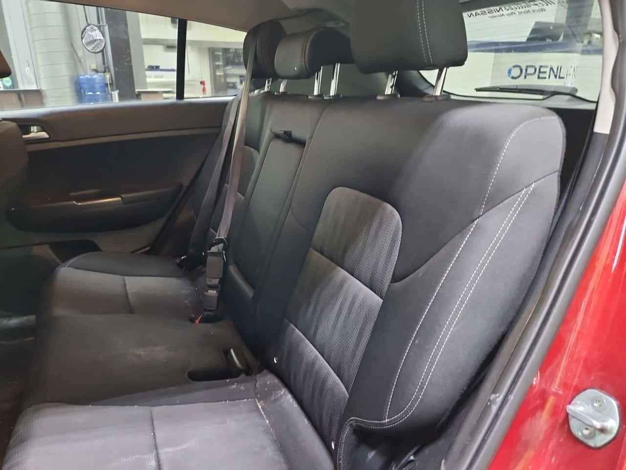 Kia Sportage LX/CARFAX/ПОДГРЕВ/ФИНАНСИРАНЕ, снимка 11 - Автомобили и джипове - 55404829