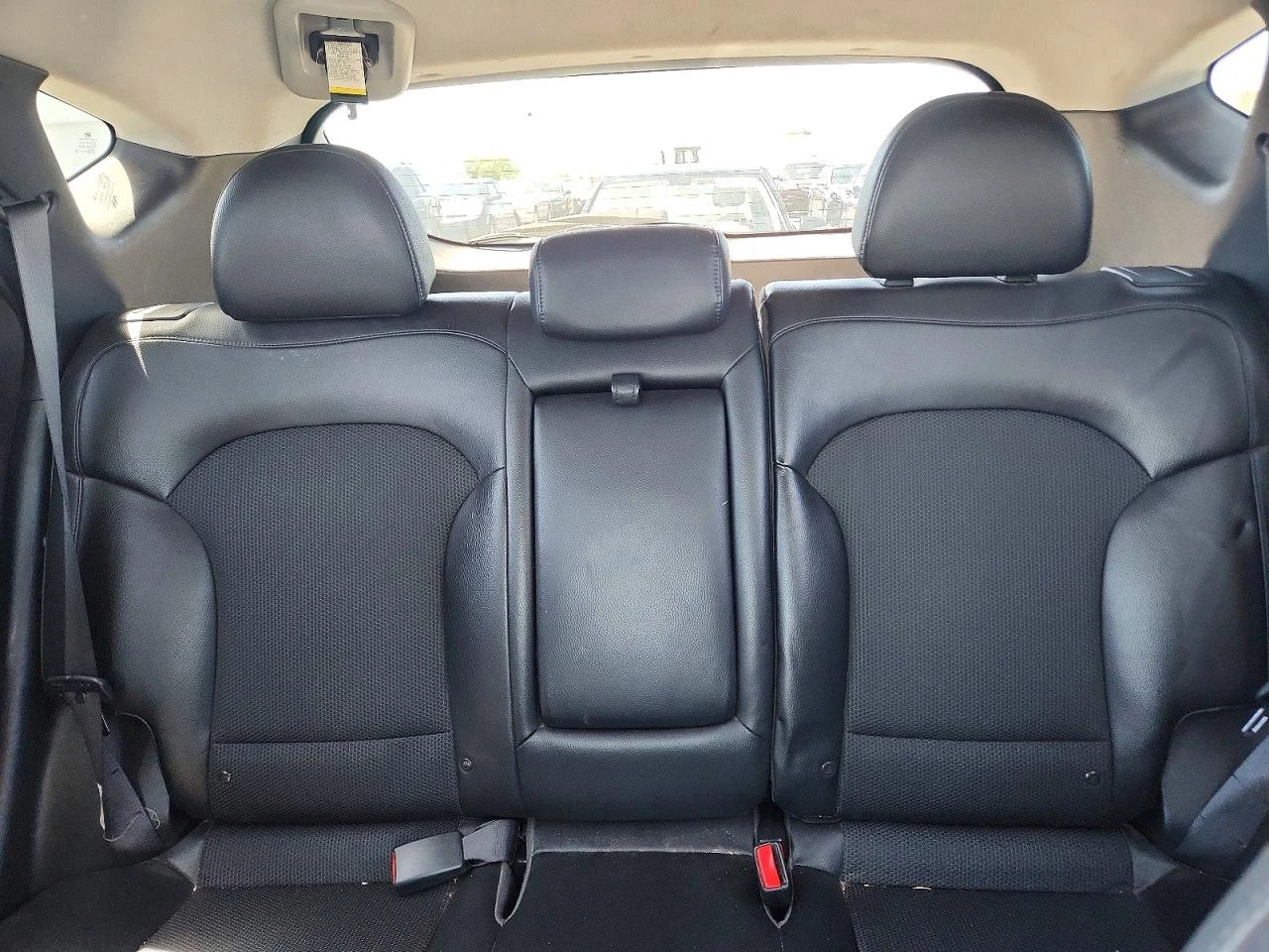 Hyundai Tucson, снимка 10 - Автомобили и джипове - 55755743