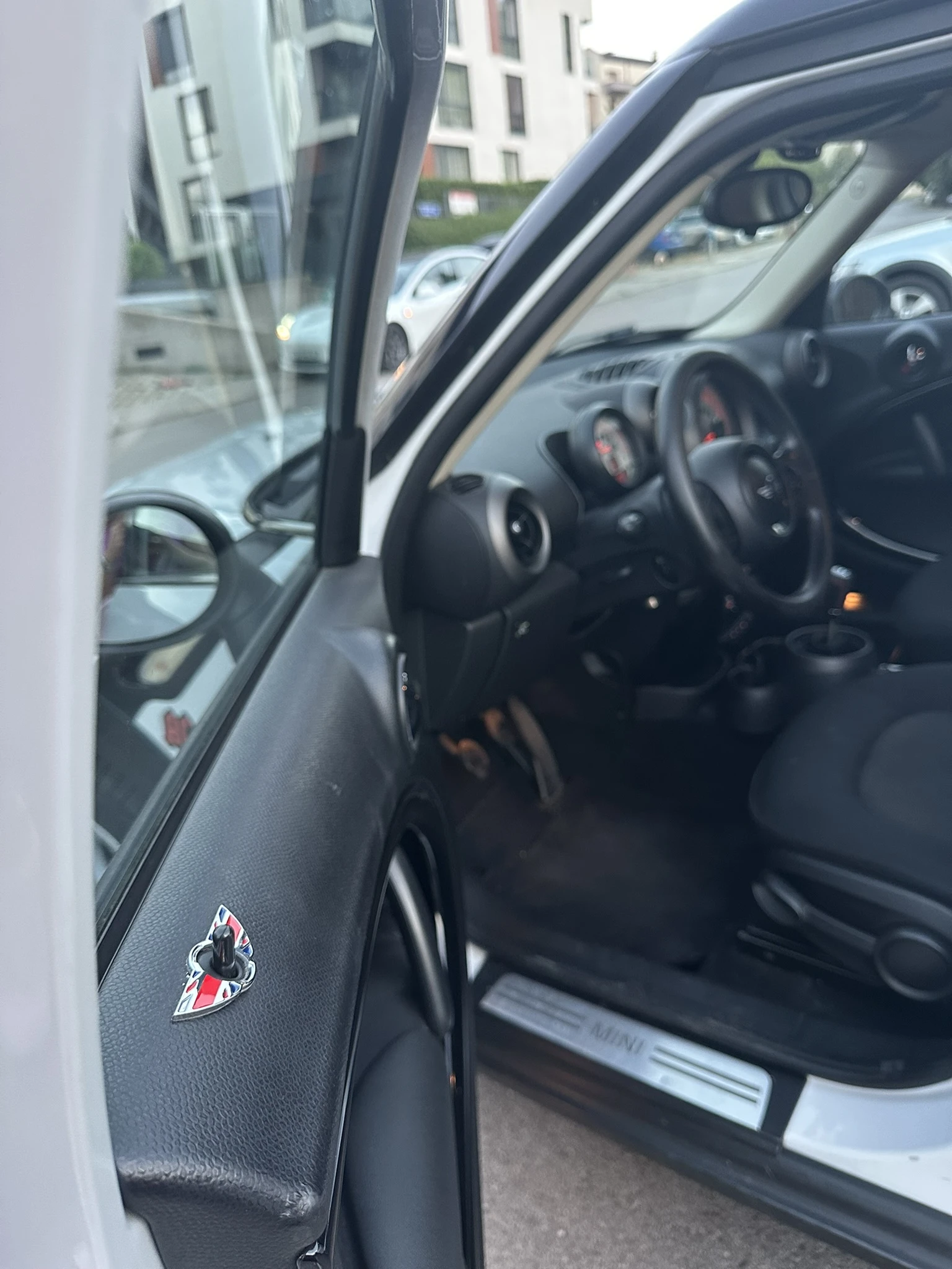 Mini Countryman, снимка 14 - Автомобили и джипове - 55920777