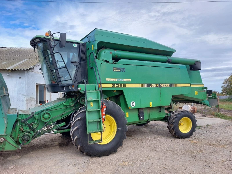 Комбайн John Deere 2066HM, снимка 4 - Селскостопанска техника - 49493810