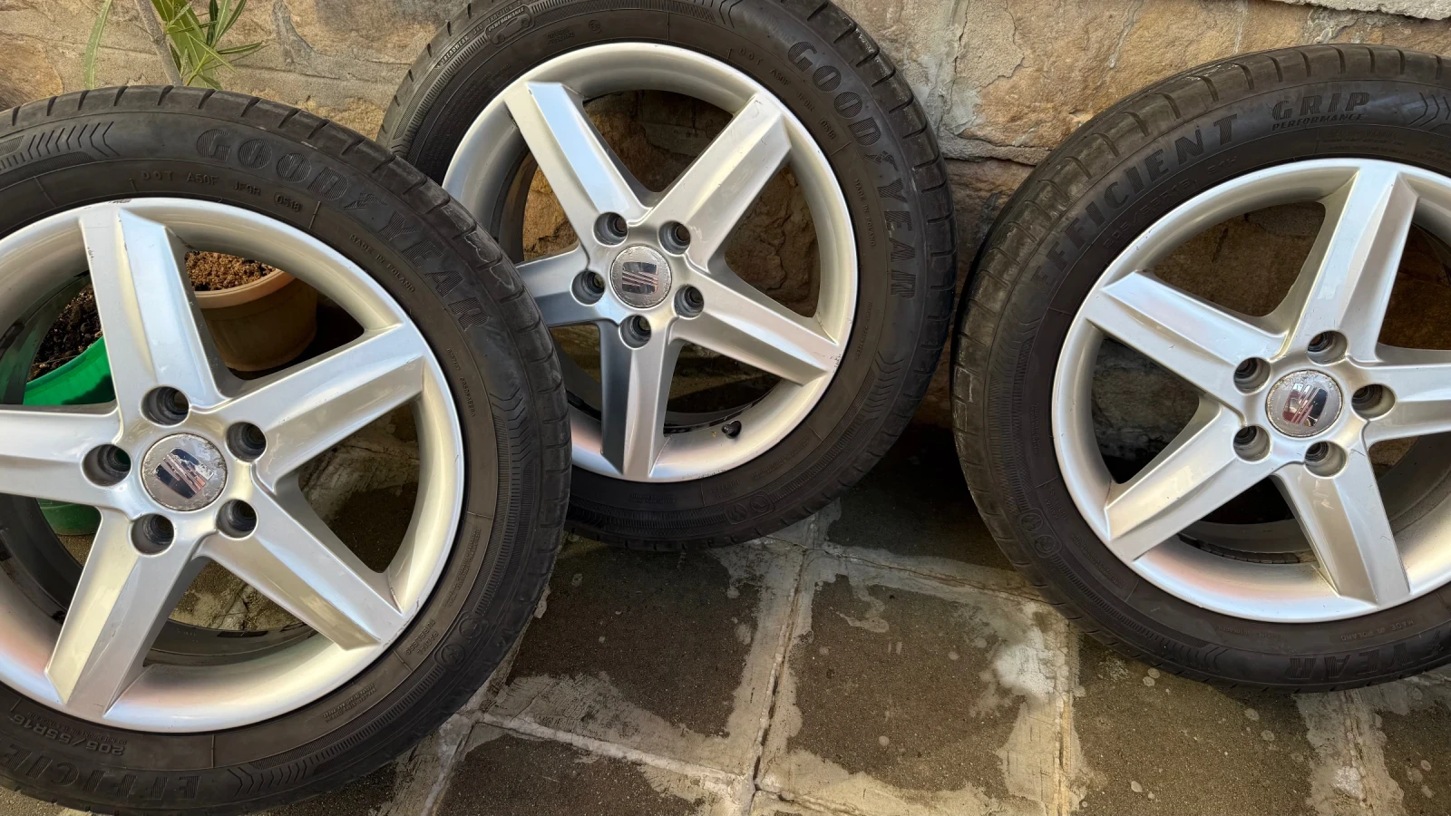 ���� � ������ 205/55R16 �� Seat Leon | Mobile.bg � ����������� 3