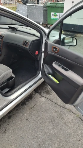 Peugeot 307 Хечбек , снимка 11