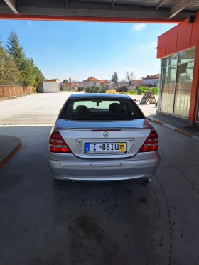 Mercedes-Benz C 200, снимка 2