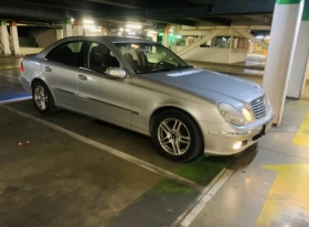 Mercedes-Benz E 220, снимка 12