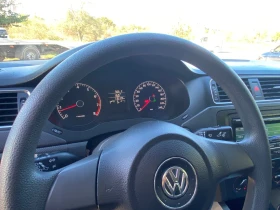 VW Jetta 2.0i 8v Automatic , снимка 8