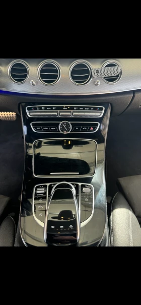 Mercedes-Benz E 220 AMG пакет - [5] 