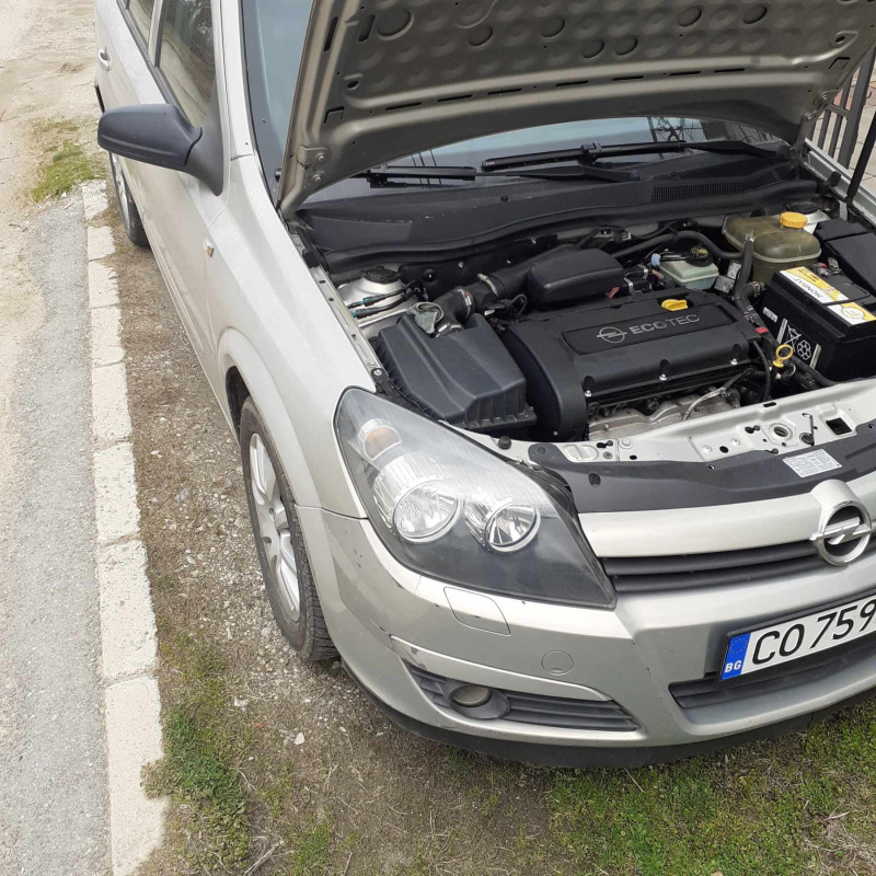Opel Astra, снимка 7 - Автомобили и джипове - 45655170