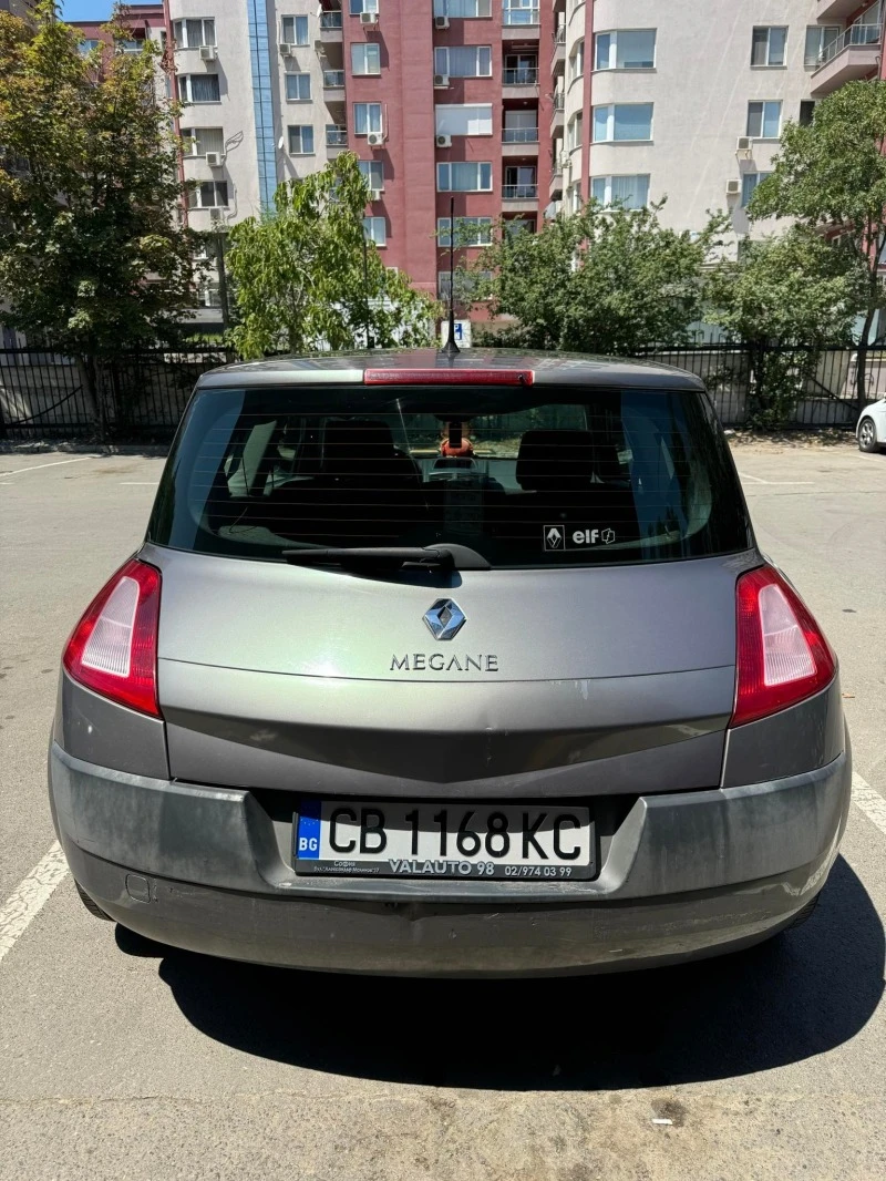 Renault Megane, снимка 8 - Автомобили и джипове - 47885760