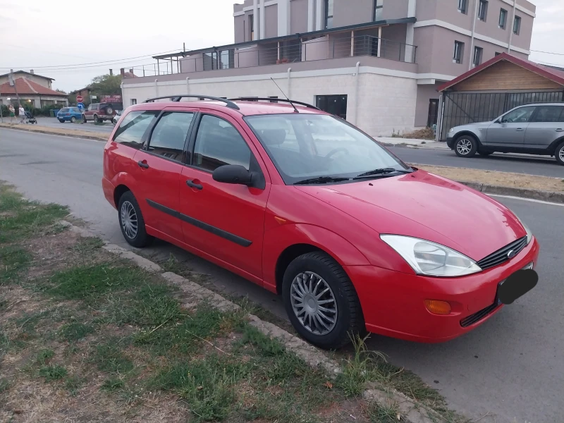 Ford Focus 1.4 клима гаражен , снимка 1 - Автомобили и джипове - 47313603