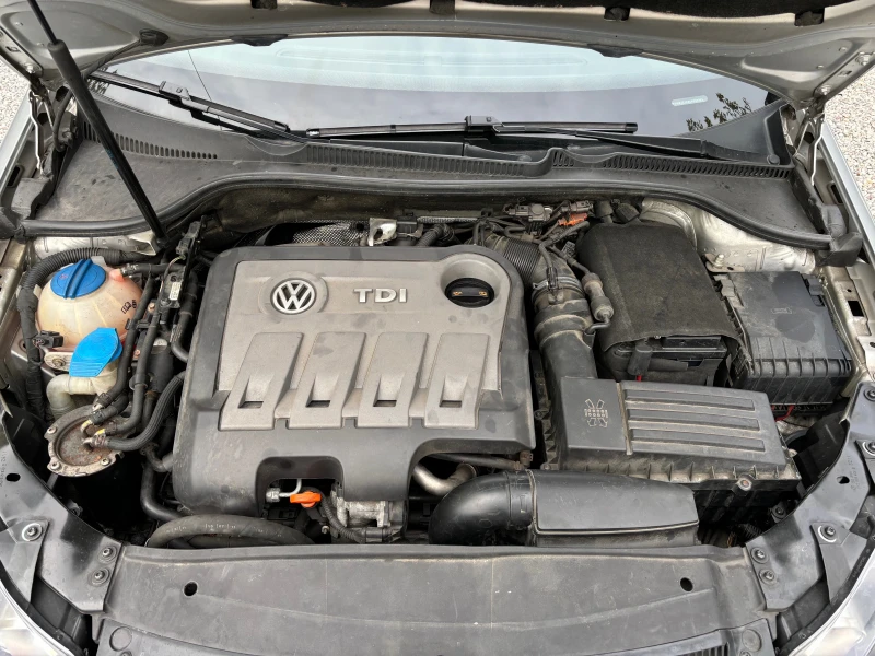 VW Golf 2.0TDI-R-Line, снимка 17 - Автомобили и джипове - 47783736