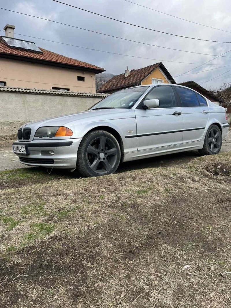 BMW 323, снимка 2 - Автомобили и джипове - 48783902