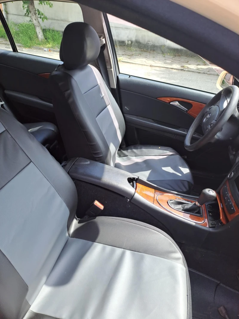 Mercedes-Benz E 200 CDI, снимка 4 - Автомобили и джипове - 52673879