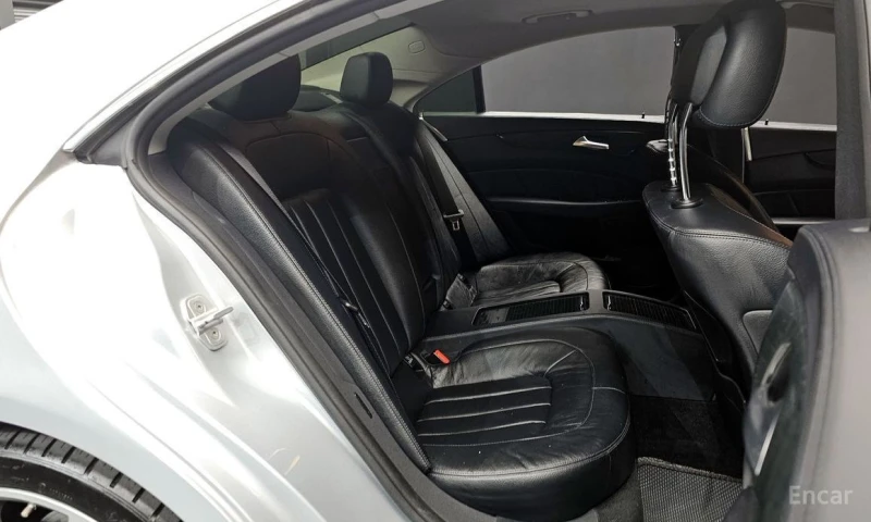 Mercedes-Benz CLS 350, снимка 12 - Автомобили и джипове - 52708851