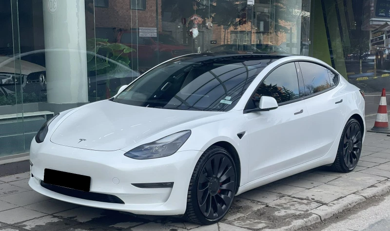 Tesla Model 3 Performance = MGT Select 2 = 